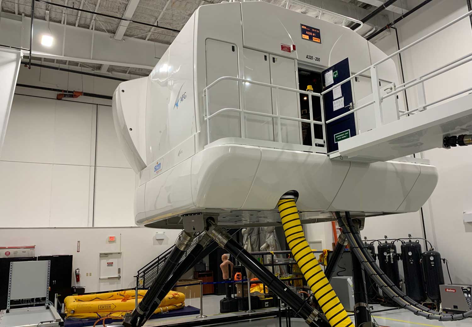 Full Motion Flight Simulators - Avenger Flight Group